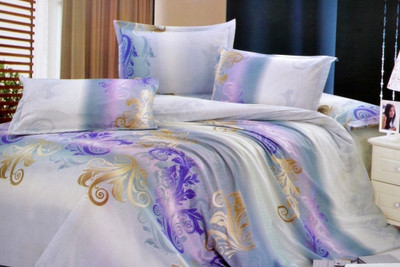 38% OFF on Valtellina Polyester Floral Double King Bedsheet