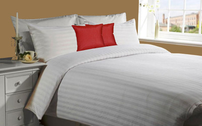 48% OFF on meSleep Cotton Striped Double Fitted Bedsheet