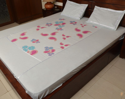 2% OFF on Rossworld Cotton Self Design Double Bedsheet