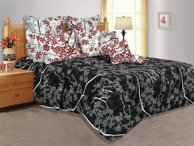 33% OFF on Salona Bichona Cotton Printed Double Bedsheet 1 Double Bedsheet, 2 Pillow covers, Multicolor