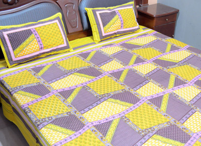 31% OFF on Dfr Cotton Printed Queen Bedsheet