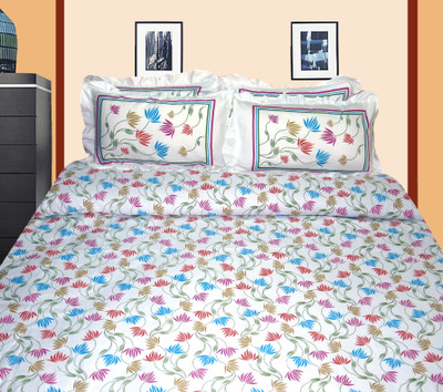 10% OFF on Petals Cotton, Satin Floral Double Bedsheet
