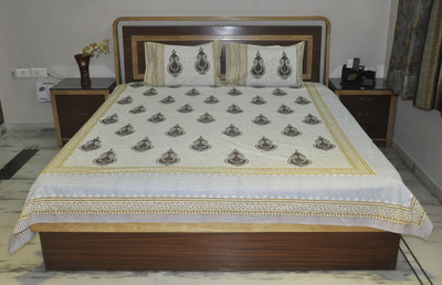 50% OFF on Lal Haveli Cotton Paisley Double Bedsheet
