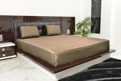 46% OFF on Hothaat Cotton Solid Single Fitted Bedsheet
