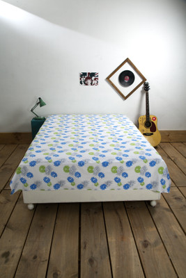 18% OFF on Ocean Collection Cotton Floral Single Bedsheet Bed Sheet, Blue 18% OFF on Ocean Collection Cotton Floral Single Bedsheet Bed Sheet, Blue