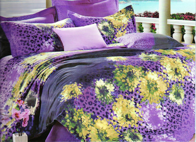 63% OFF on KKK Cotton Floral Double Bedsheet
