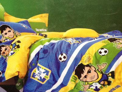 44% OFF on Tima Cotton Abstract Queen sized Double Bedsheet