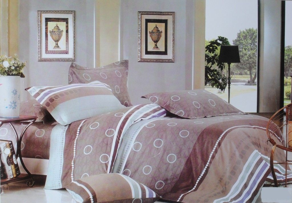 38% OFF on Valtellina Polyester Floral Double Bedsheet