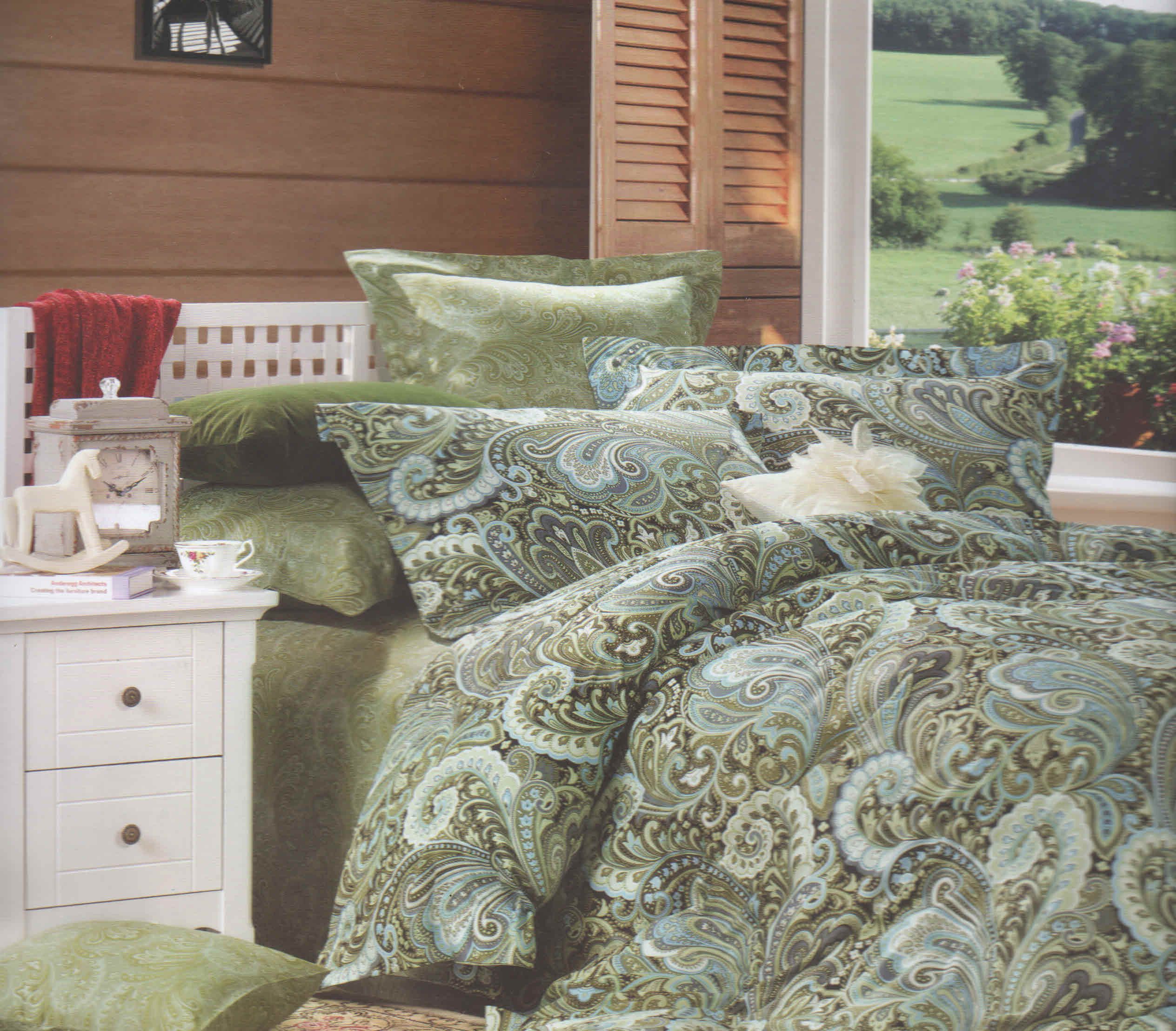 35% OFF on Aarco Cotton, Satin Self Design Double King Bedsheet