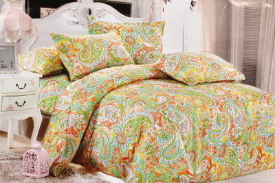 75% OFF on Valtellina Polyester Floral Double Bedsheet 1 Bedsheet, 2 Pillow Covers, Green