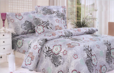 38% OFF on Gran Cotton Abstract Double Bedsheet