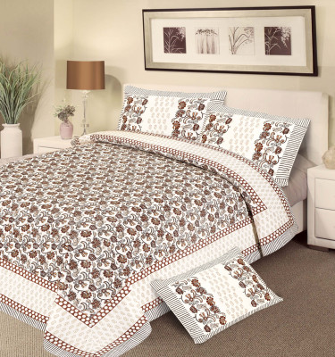 55% OFF on Aapno Rajasthan Cotton Printed Double Bedsheet