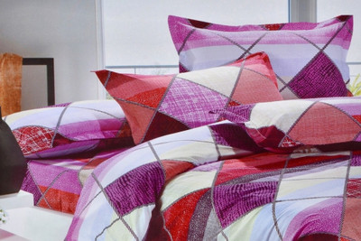 34% OFF on Valtellina Polyester Floral Double Bedsheet