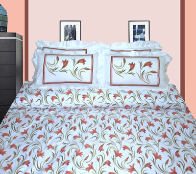 10% OFF on Petals Cotton, Satin Floral Double Bedsheet