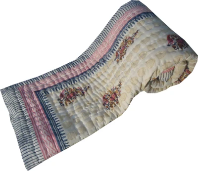41% OFF on Jaipur Art and Craft Floral Single Quilt & Comforter