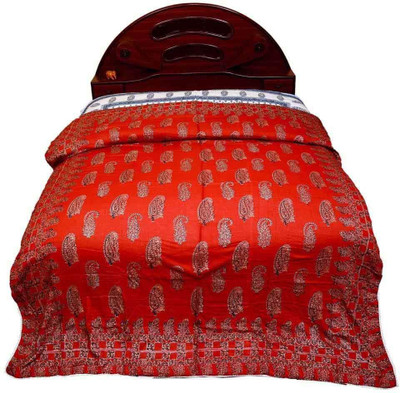 50% OFF on Home India Self Design Double Quilt 50% OFF on Home India Self Design Double Quilt