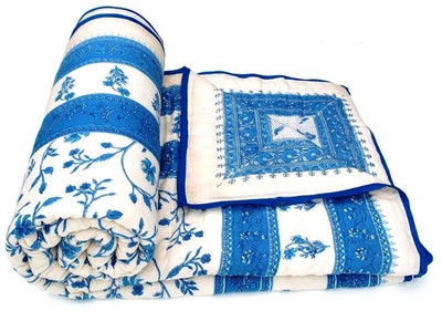 51% OFF on Style and Fashion Abstract Double Quilt