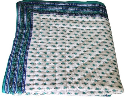 41% OFF on Style and Fashion Abstract Single Quilt 41% OFF on Style and Fashion Abstract Single Quilt