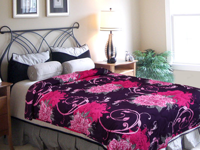 49% OFF on Elegance Printed Single Comforter