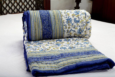 31% OFF on Shoppingtara Floral Double Top Sheet