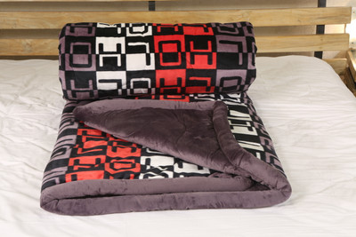17% OFF on Adinath Abstract Double Comforter 17% OFF on Adinath Abstract Double Comforter