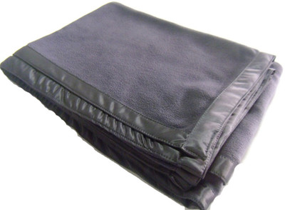 39% OFF on Satcap Checkered Double Blanket