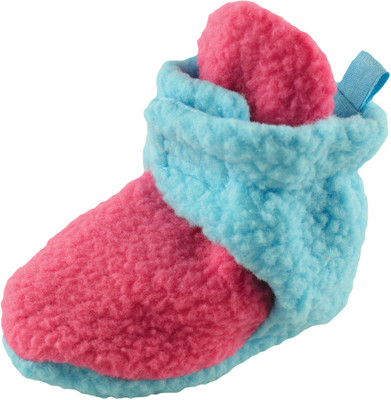 Luvable Friends Booties Luvable Friends Booties