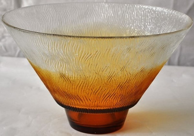 87% OFF on Studio Blanc Serving Glass Bowl Brown, Pack of 1 87% OFF on Studio Blanc Serving Glass Bowl Brown, Pack of 1