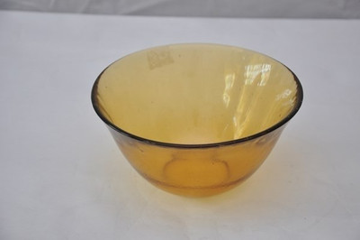 Studio Blanc Serving Glass Bowl Yellow, Pack of 1 Studio Blanc Serving Glass Bowl Yellow, Pack of 1