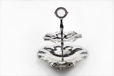 25% OFF on Queen Anne 2 Layer Silver Plated Cake Server 25% OFF on Queen Anne 2 Layer Silver Plated Cake Server
