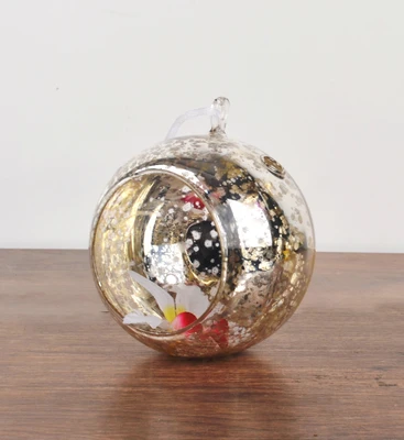 Importwala Glass Tealight Holder Silver, Pack of 1 Importwala Glass Tealight Holder Silver, Pack of 1