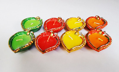 33% OFF on Zanky Leaf Shaped Deep Candle 33% OFF on Zanky Leaf Shaped Deep Candle