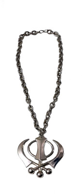 56% OFF on Fcs Khanda With Chain Key Chain 56% OFF on Fcs Khanda With Chain Key Chain