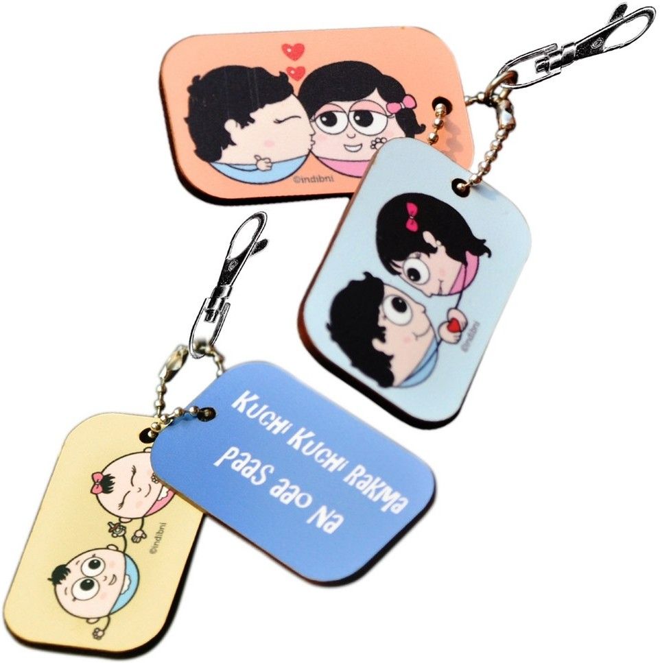 40% OFF on Home India Romantic Love Bite Dangler Bagtgs Gift 204 Locking Key Chain