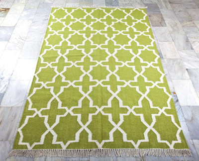 17% OFF on Midas Multicolor Wool Carpet