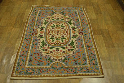 45% OFF on AmazingHind Multicolor Wool Area Rug 45% OFF on AmazingHind Multicolor Wool Area Rug