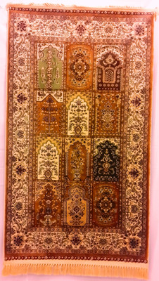 66% OFF on Miras Multicolor Polyester Viscose Blend Carpet