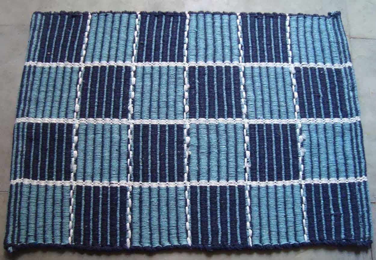60% OFF on Passion Exports Blue Cotton Area Rug 60% OFF on Passion Exports Blue Cotton Area Rug