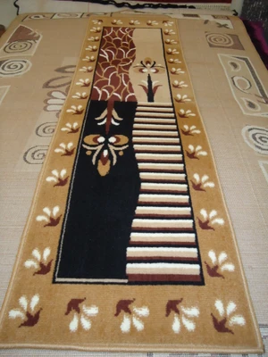 25% OFF on I.C Multicolor Synthetic Carpet