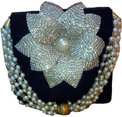 41% OFF on Fashion Jamun Women Casual, Party Black, Silver Velvet Clutch