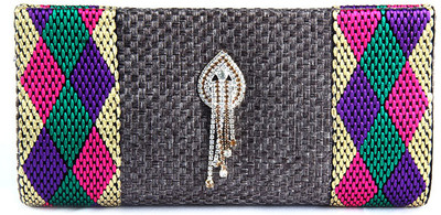 66% OFF on Saisha Women Party Multicolor Jute Clutch