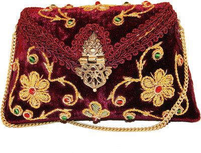 14% OFF on Ruhmet Flower Twirl Women Casual, Party, Wedding Red Metal, Velvet Clutch 14% OFF on Ruhmet Flower Twirl Women Casual, Party, Wedding Red Metal, Velvet Clutch