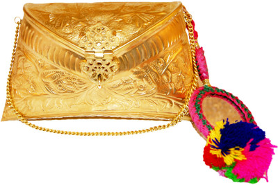 10% OFF on Ruhmet Embossed Gold with Pink Mirror Work Tassel Women Casual, Party, Wedding Gold Metal Clutch