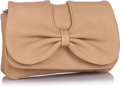 30% OFF on Butterflies Women Casual Green PU Clutch 30% OFF on Butterflies Women Casual Green PU Clutch