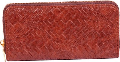 46% OFF on Tanishqq Buch Women Casual Brown Synthetic Leather Clutch