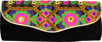60% OFF on Glitters Raw Silk with Embroidery Floral Work Women Party Black Silk Clutch 60% OFF on Glitters Raw Silk with Embroidery Floral Work Women Party Black Silk Clutch