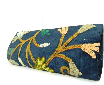 Aabeer Kashmiri Hand Embroidered Women Party Blue Velvet Clutch Aabeer Kashmiri Hand Embroidered Women Party Blue Velvet Clutch