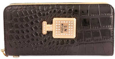 50% OFF on Circuzz Valentine No.6 Women Party Black Genuine Leather Clutch