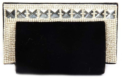58% OFF on Favola Fairy Women Casual Black Velvet Clutch 58% OFF on Favola Fairy Women Casual Black Velvet Clutch