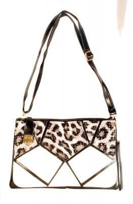 63% OFF on Daks Women Casual Multicolor PU Clutch 63% OFF on Daks Women Casual Multicolor PU Clutch